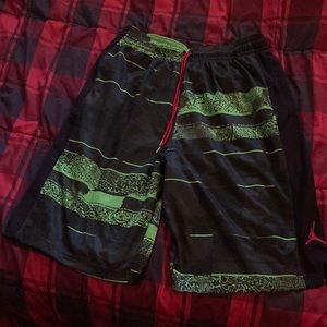 Mens Jordan L shorts